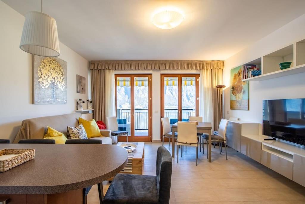 Wraparound Lake Views Bellavista Residence Campione dʼItalia المظهر الخارجي الصورة
